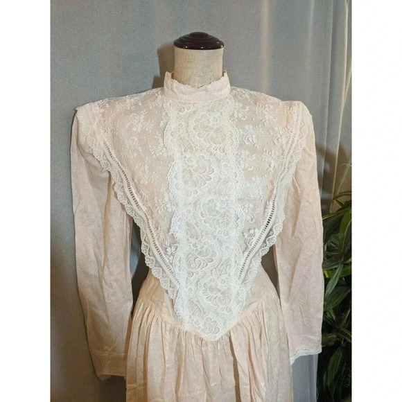 Vintage Gunne Sax Peach Lace Prairie Victorian 70s 80s Cottage Dress Size 9 - Picture 2 of 10